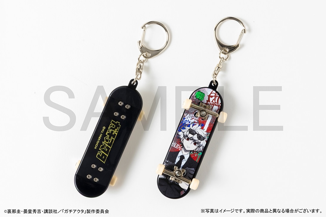 TVアニメ『ガチアクタ』スケボーキーホルダー 黒スーツVer. ルド