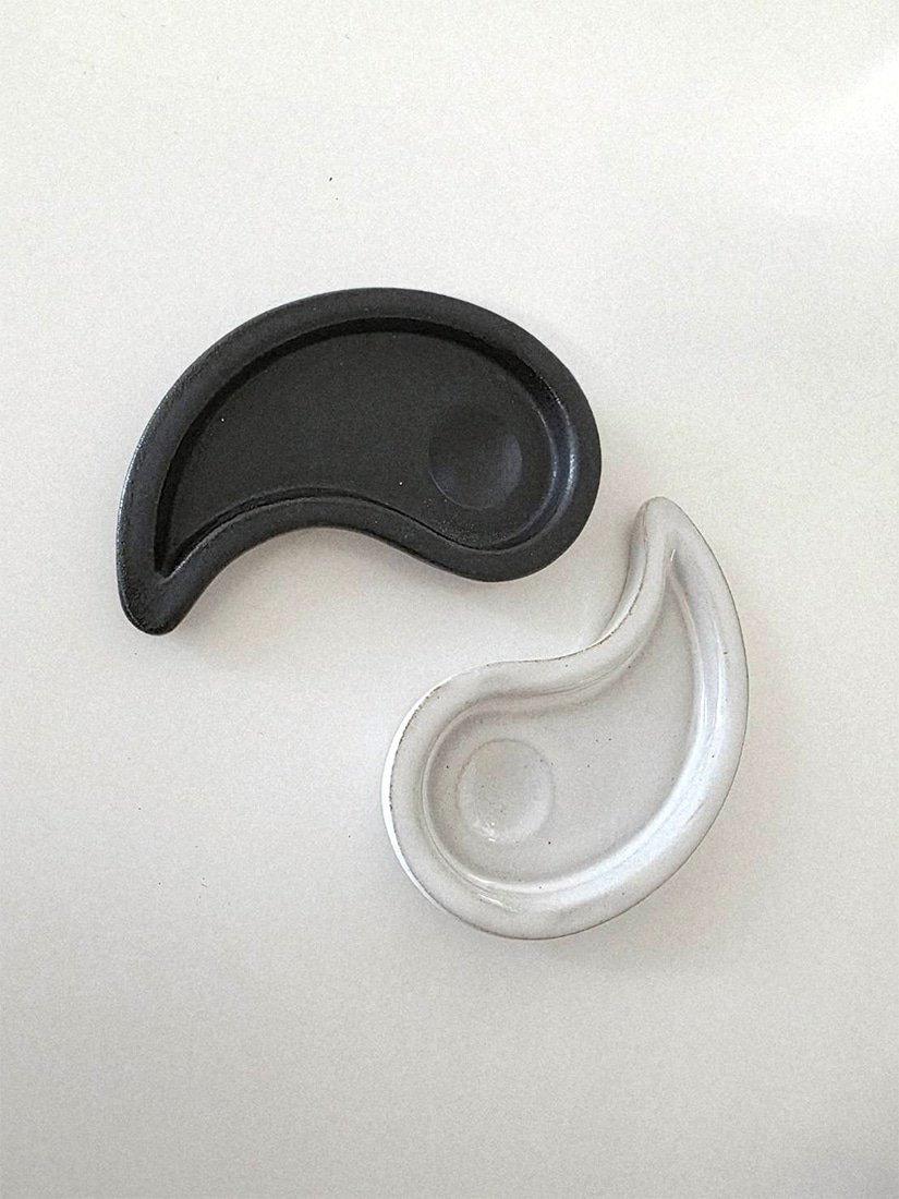 引き寄せを加速する！アロマグッズセット（オイル2種＋ディッシュ2枚組＋ストーン）＆サイン本（特典メッセージ動画付き）