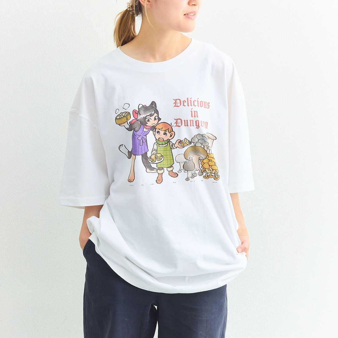 【二次受注】「公式レシピブック おうちで作れるダンジョン飯」九井諒子描き下ろし　Tシャツ（チルチャックとイヅツミ）