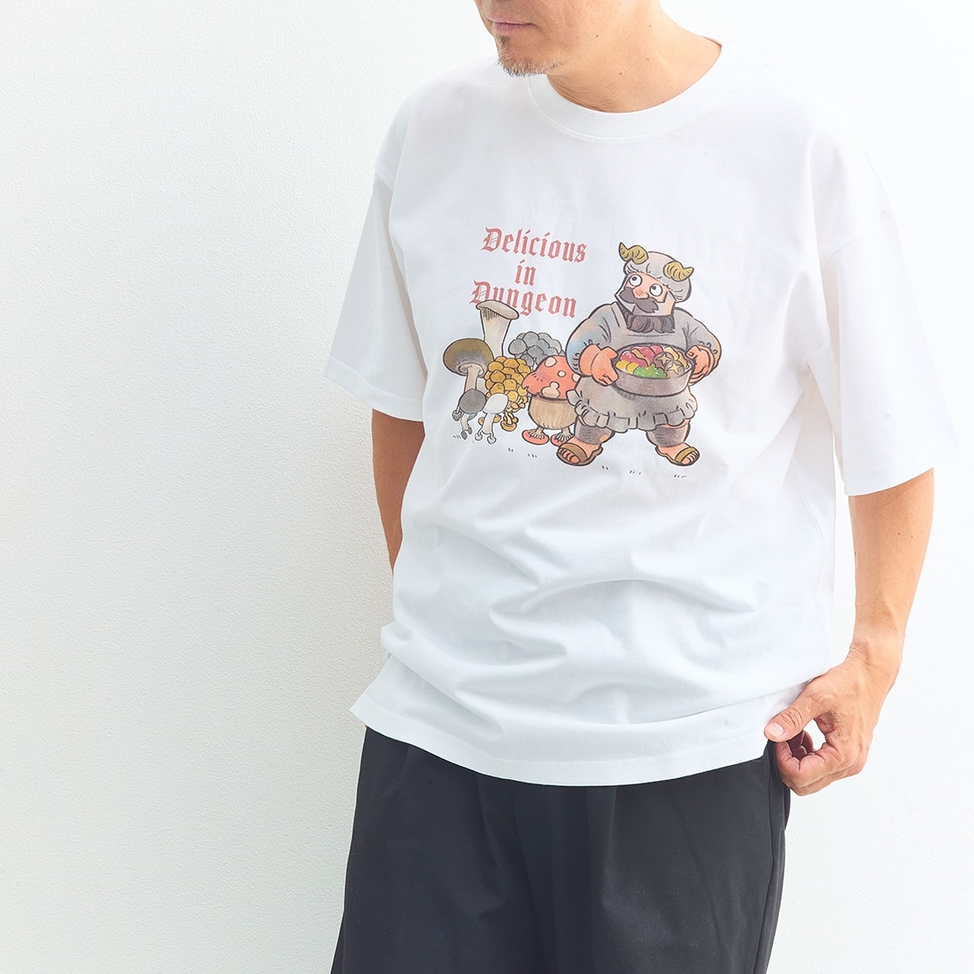 【二次受注】「公式レシピブック おうちで作れるダンジョン飯」九井諒子描き下ろし　Tシャツ（センシ）