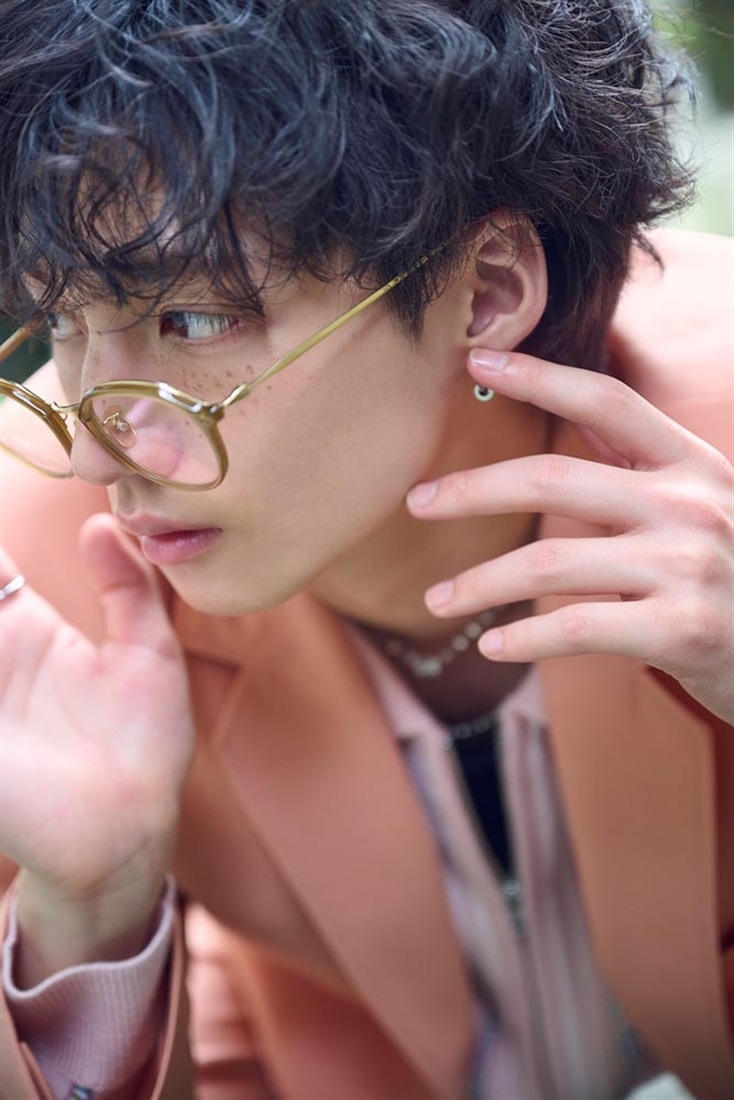 志賀李玖1st写真集（仮）