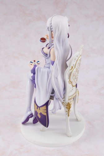 1/7スケール『Re:ゼロから始める異世界生活』エミリア　お茶会Ver.【限定予約特典付き】