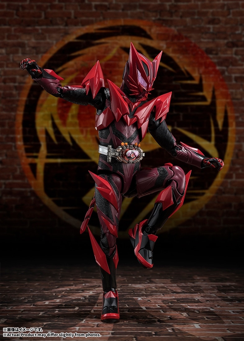 仮面ライダーマイス S.H.Figuarts 仮面ライダーマオウ