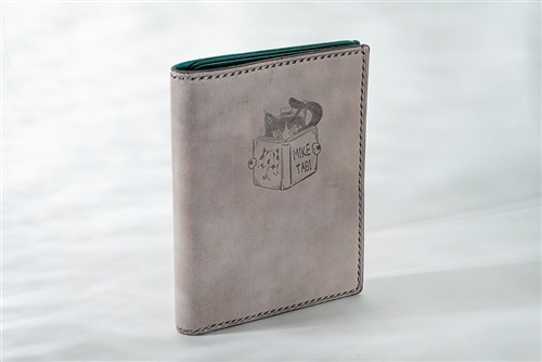 宮増侑嬉チケットもスマートに収まるパスポートケース: その他グッズ