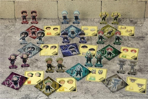 怪獣8号 変身デコアクリルスタンドキーチェーン 出雲ハルイチ: グッズ