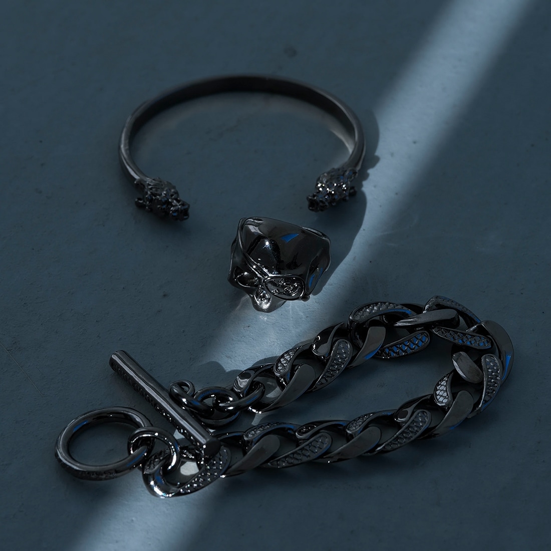 龍が如く】OX JEWELRy Limited Silver Skull Ring for GORO MAJIMA