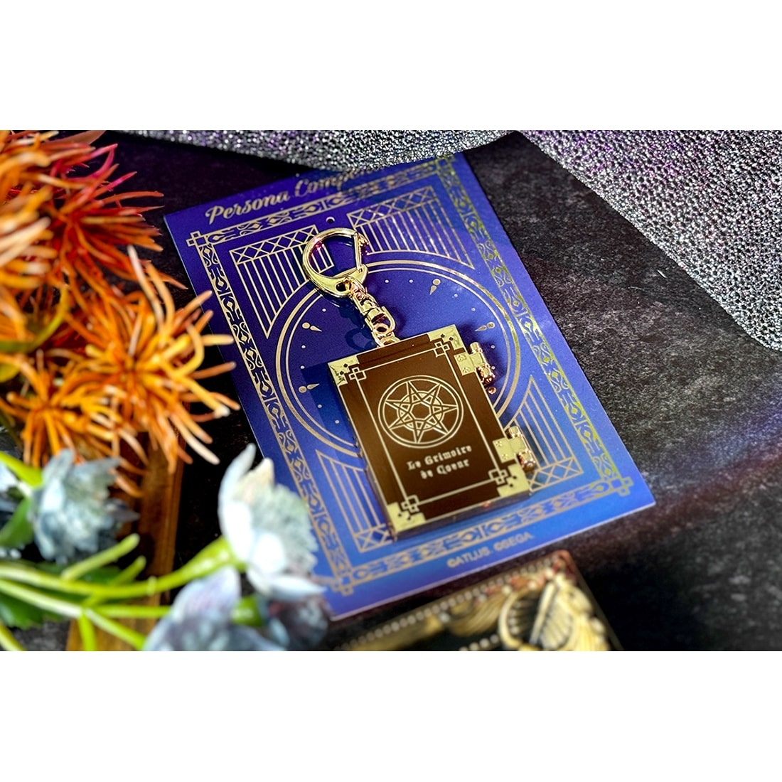 P30th ペルソナ全書風キーホルダー（P3）: グッズ・文具 | カドスト