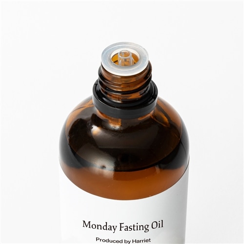 Monday Fasting  Oil Set produced by Harriet