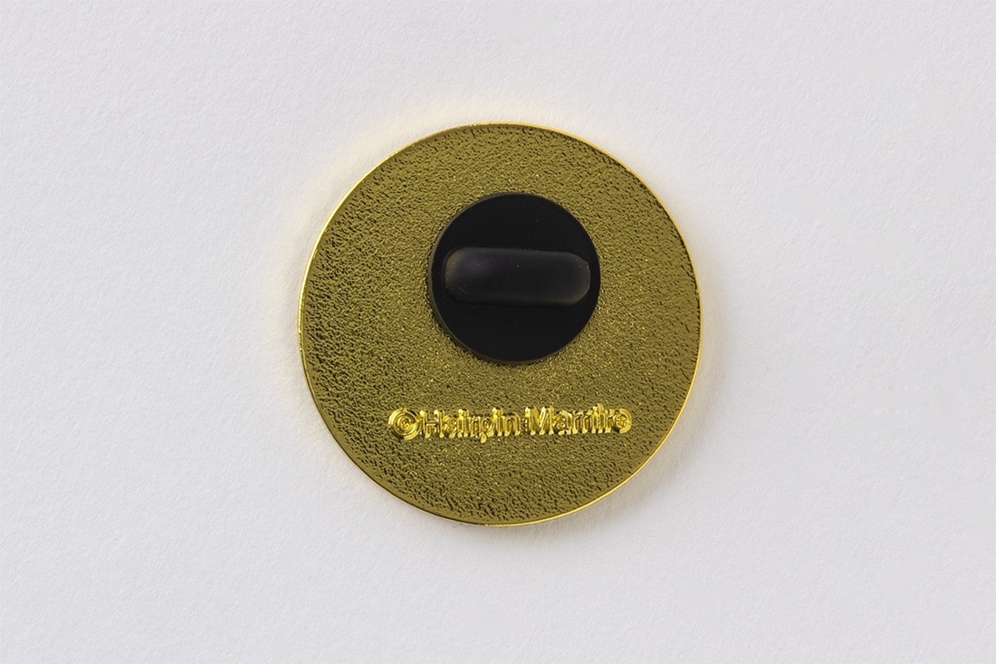 ヘアピンまみれ【出版記念】オリジナルピンバッジ 2個セット: その他