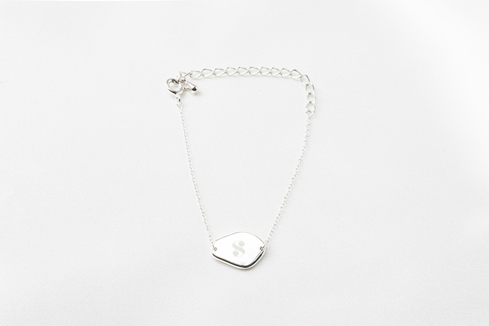 琉球風水志シウマ＜シルバー/健康運８＞最強開運ナンバーブレスレット特典映像付き シルバー 健康運８