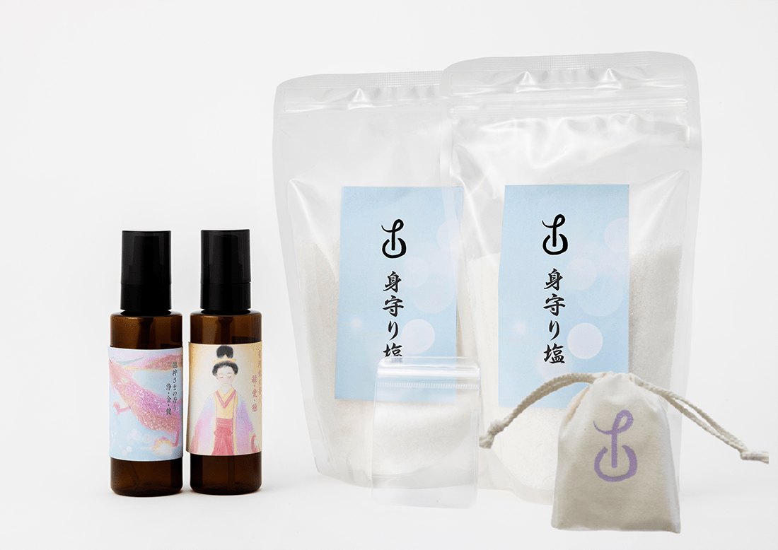 ハッピー.三姉妹 龍神さまと菊理姫様 アロマスプレー2種と身守り塩2袋＋巾着セット