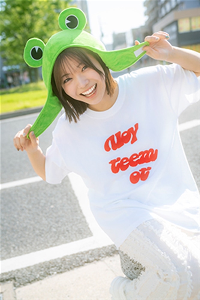 【カドスト限定特典付】アンジュルム川名凜1stフォトブック ケロちゃん カエル大好きノート