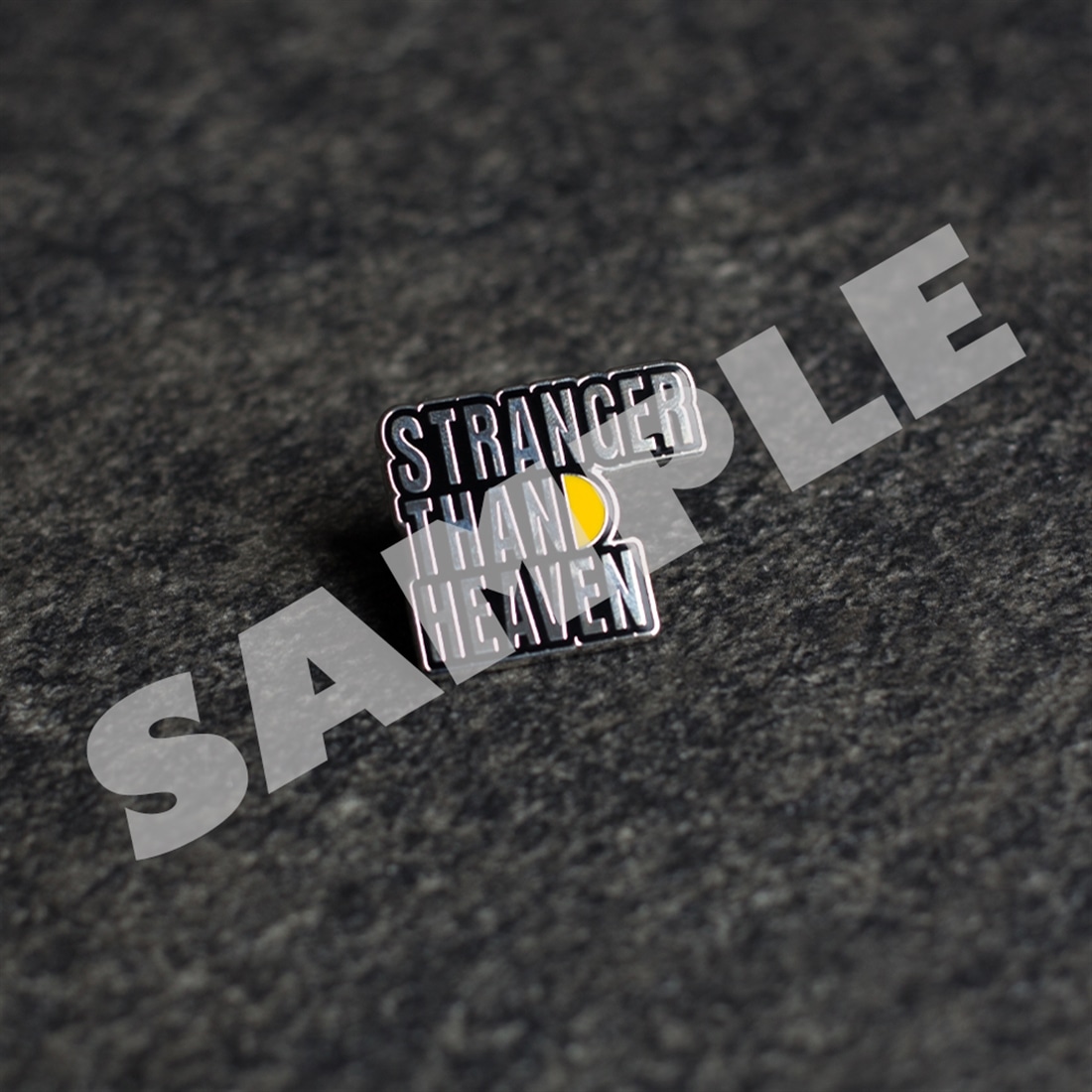 『STRANGER THAN HEAVEN』 ロゴピンバッジ