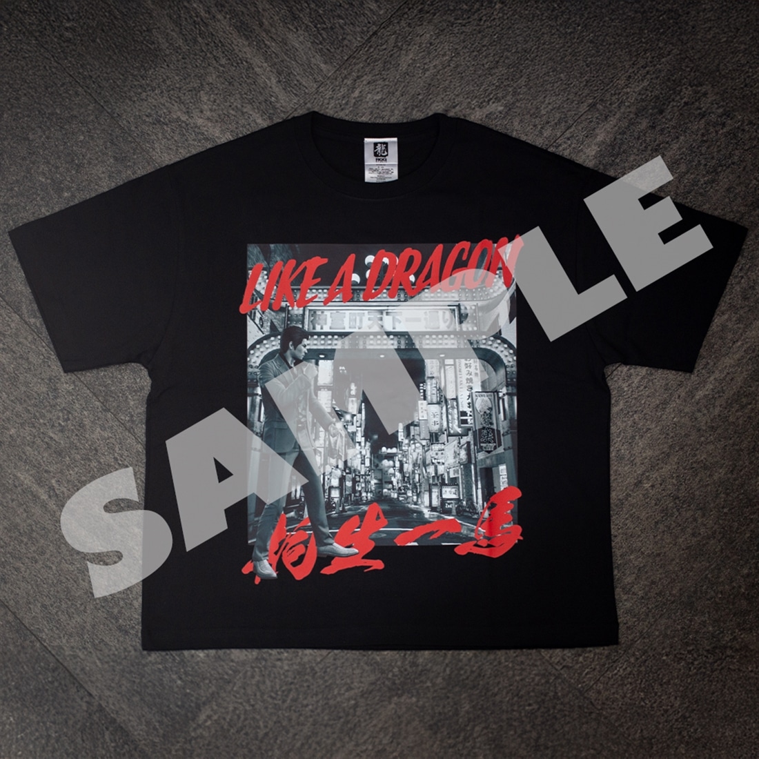 『龍が如く』 神室町アートTシャツ LLサイズ 神室町 LLサイズ