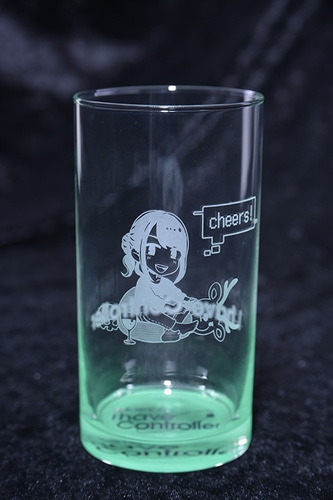 青木瑠璃子のアイコン社員用グラス