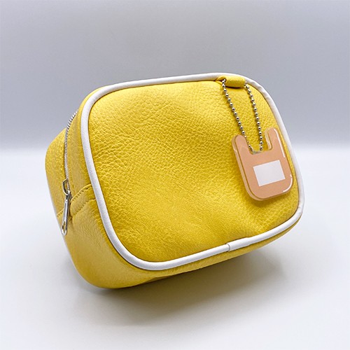 十三機兵防衛圏3周年記念 千尋のカバン風ポーチ