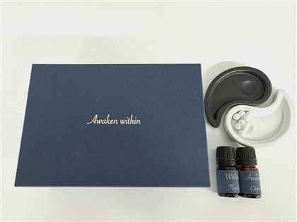 引き寄せを加速する！アロマグッズセット（オイル2種＋ディッシュ2枚組＋ストーン）＆サイン本（特典メッセージ動画付き）