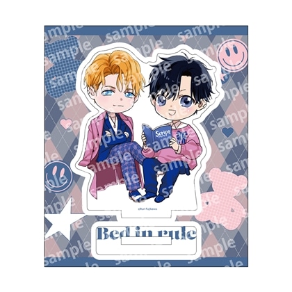 アクリルスタンド　デフォルメ　PINK/NAVY TRAD. CLUB ver.　ベッドイン・ルール