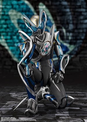 仮面ライダーマイス S.H.Figuarts 仮面ライダーマイス（初回生産）