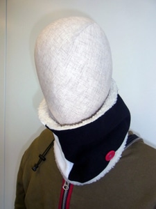 ダンガンロンパ1・2 モノクマネックウォーマー