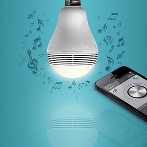 電球型Bluetoothスピーカー PLAY BULB