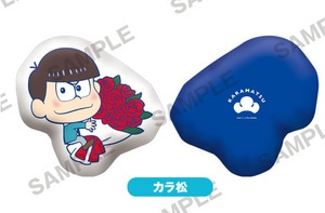 おそ松さん　ダイカットクッションカラ松