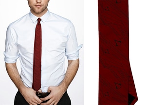 アサシン クリード　ネクタイアサシンレッド