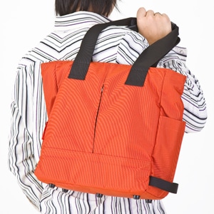 ManhattanPassage ジップトップトートブリックレッド