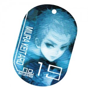 十三機兵防衛圏 アクリルドッグタグ 三浦 慶太郎