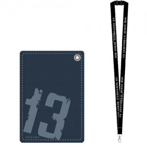 十三機兵防衛圏 ネックストラップ付 パスケース