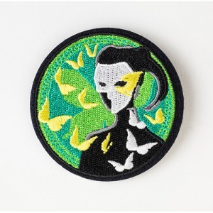 【EMooooN】ペルソナシリーズ25周年記念　刺繍バッジ フィレモンと蝶