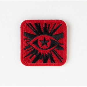 【EMooooN】ペルソナシリーズ25周年記念　刺繍バッジ イセカイナビ