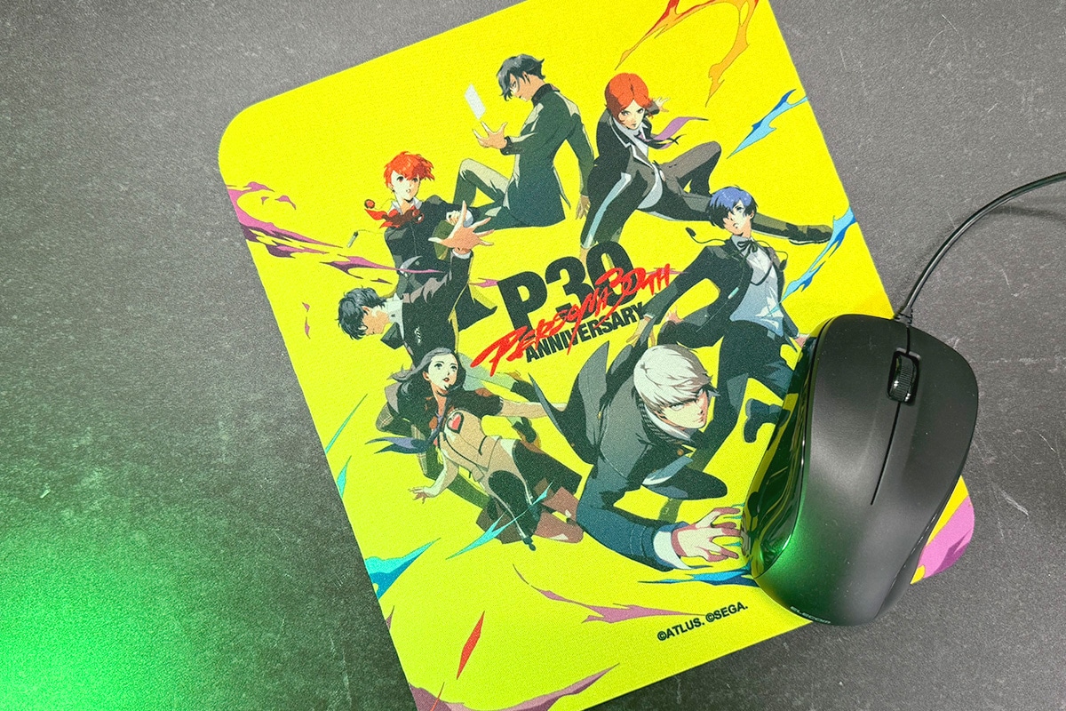 P30th 30周年記念イラストB マウスパッド: グッズ・文具 | カドスト